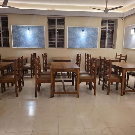 Hotel Ananda Kashi Varanasi Dış mekan fotoğraf