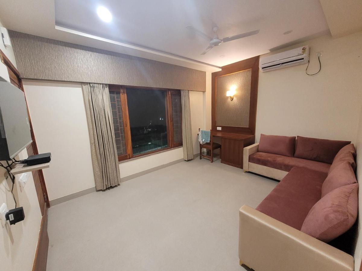 Hotel Ananda Kashi Varanasi Dış mekan fotoğraf