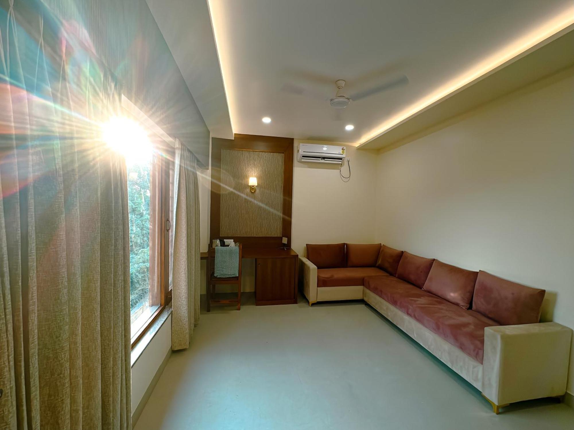 Hotel Ananda Kashi Varanasi Dış mekan fotoğraf