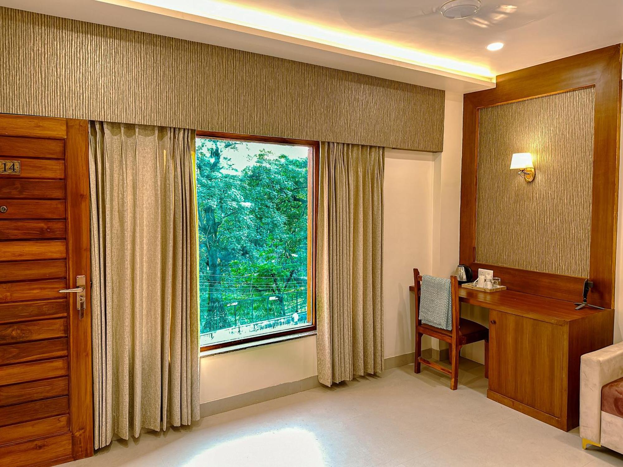Hotel Ananda Kashi Varanasi Dış mekan fotoğraf